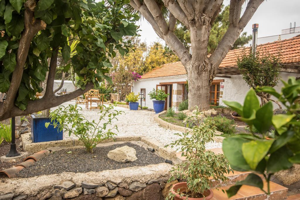 Ecoverode Hotel Emblematico Vegetariano Vegano Arona  Buitenkant foto